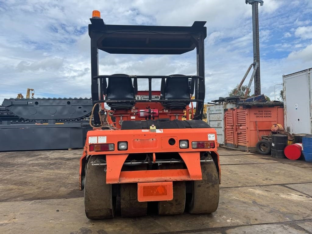 SAKAI GW 750-2 - Rodillo de neumáticos: foto 4 SAKAI GW 750-2 - Rodillo de neumáticos: foto 4