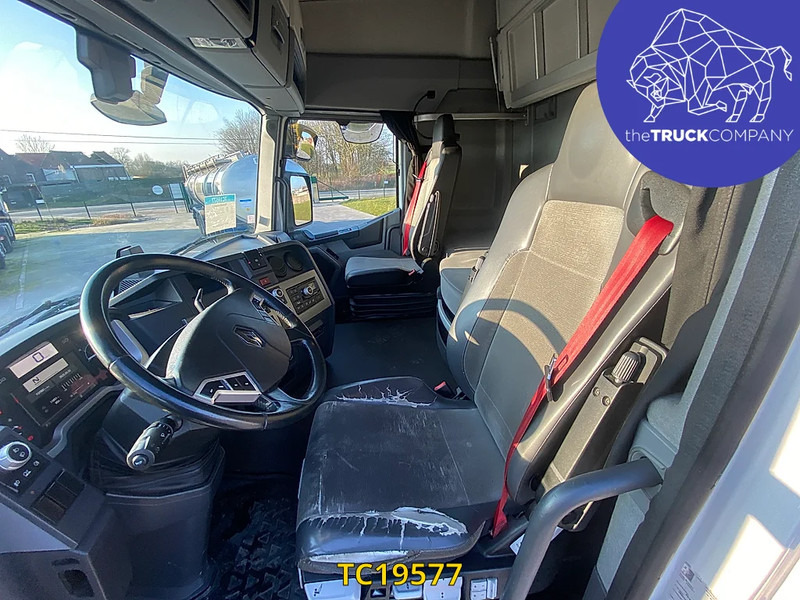 Cabeza tractora Renault T 460: foto 10
