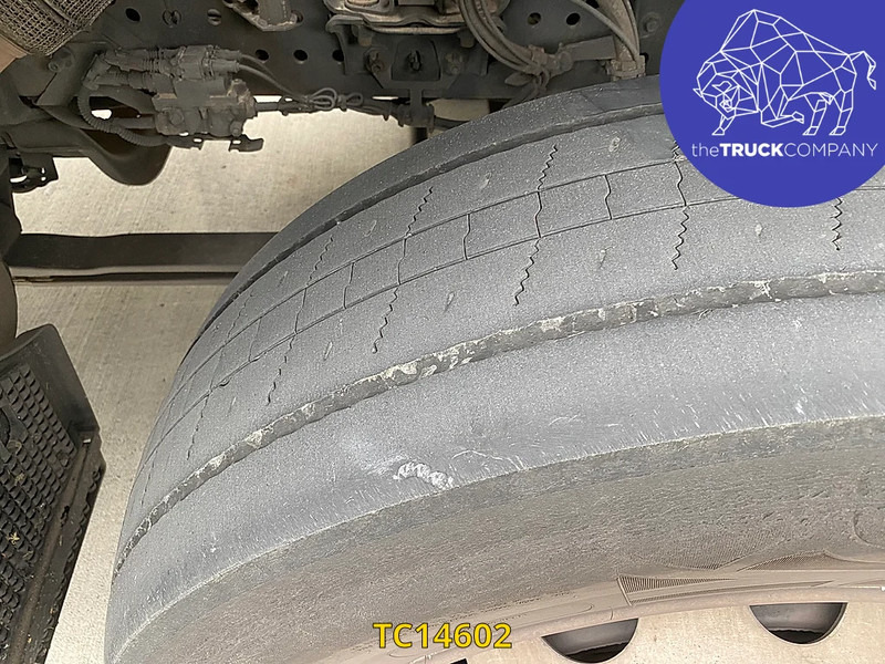 Camión caja cerrada Mercedes-Benz Antos 1827: foto 14