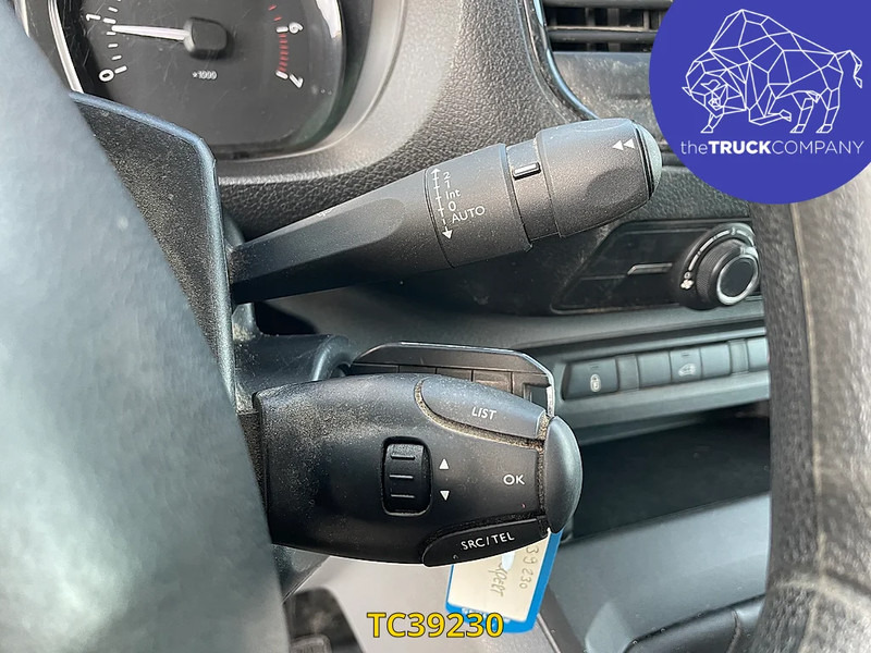 Furgoneta pequeña Peugeot Expert 2l 120cv: foto 20