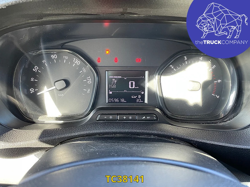 Furgoneta pequeña Peugeot Expert 2l 120cv: foto 17 Furgoneta pequeña Peugeot Expert 2l 120cv: foto 17