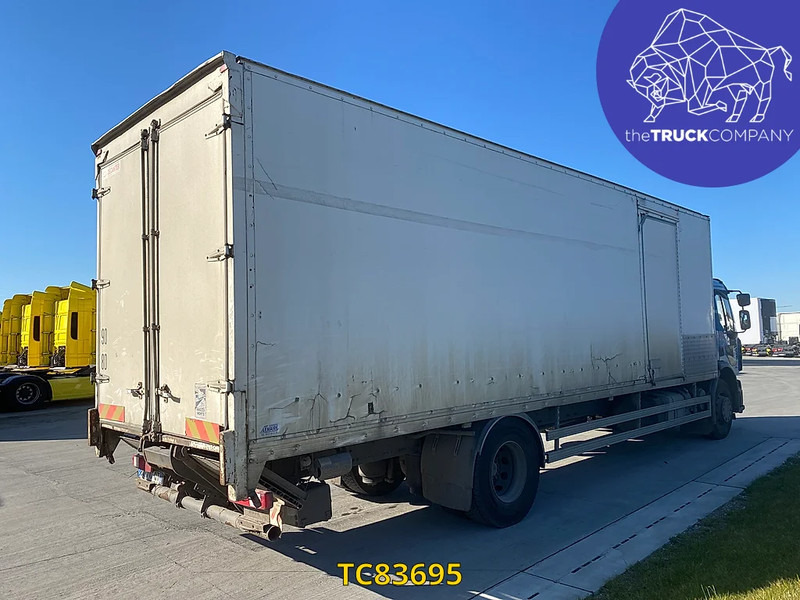 Renault Premium 270 - Camión caja cerrada: foto 2 Renault Premium 270 - Camión caja cerrada: foto 2