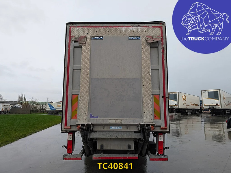 Renault Premium 320 - Camión caja cerrada: foto 3 Renault Premium 320 - Camión caja cerrada: foto 3