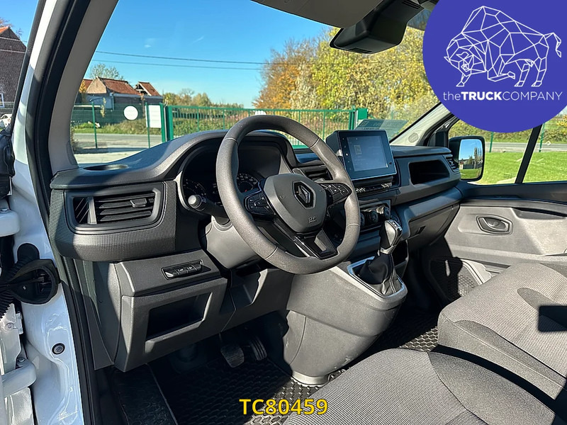 Leasing de Renault Trafic 150 DCI - AUTOMATIC GEARBOX Renault Trafic 150 DCI - AUTOMATIC GEARBOX: foto 16