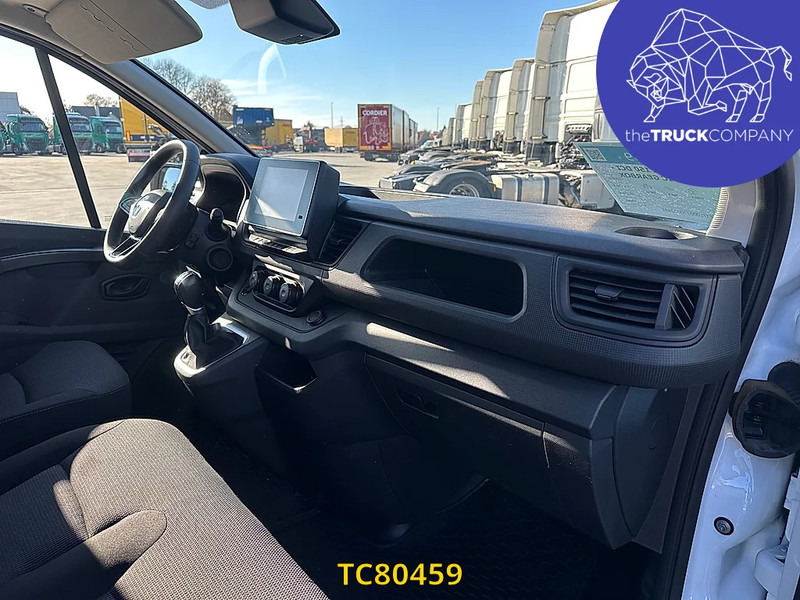 Leasing de Renault Trafic 150 DCI - AUTOMATIC GEARBOX Renault Trafic 150 DCI - AUTOMATIC GEARBOX: foto 14