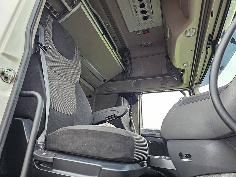 Cabeza tractora DAF XF 460: foto 7