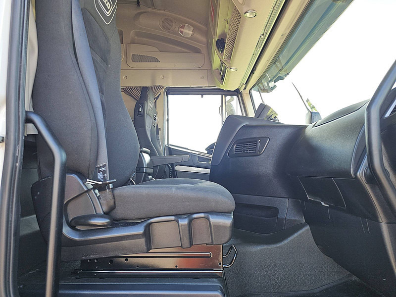 Cabeza tractora Iveco AS440S46 STRALIS LNG: foto 7 Cabeza tractora Iveco AS440S46 STRALIS LNG: foto 7
