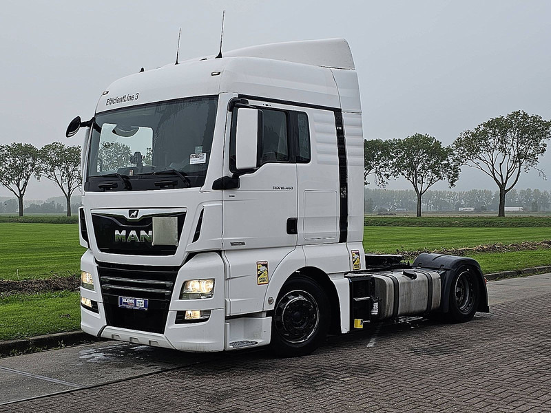 MAN 18.460 TGX XLX LLS-U 2X TANK - Cabeza tractora: foto 2 MAN 18.460 TGX XLX LLS-U 2X TANK - Cabeza tractora: foto 2