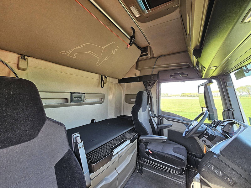 Cabeza tractora MAN 18.510 TGX GX XXL INTARDER LED: foto 15