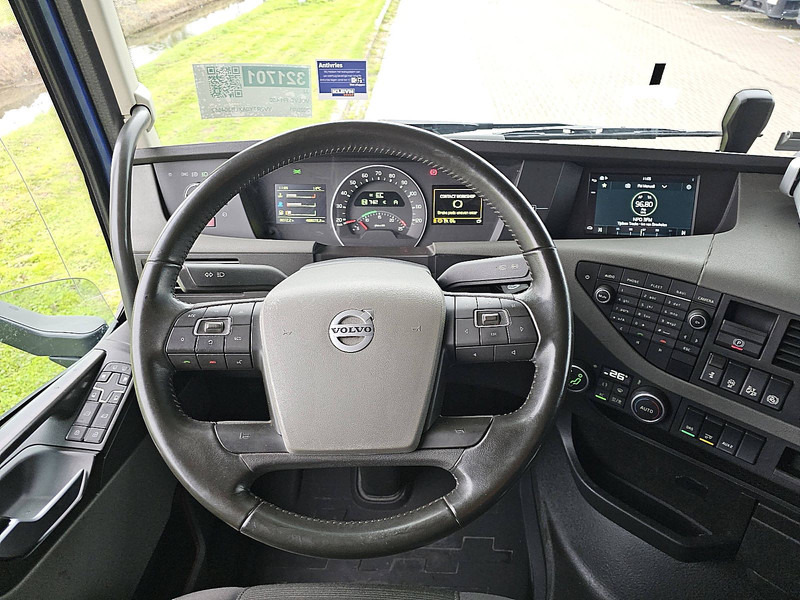 Cabeza tractora Volvo FH 460: foto 8