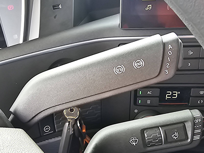 Cabeza tractora Volvo FH 460 XL 6X2 I-SAVE LED: foto 13 Cabeza tractora Volvo FH 460 XL 6X2 I-SAVE LED: foto 13