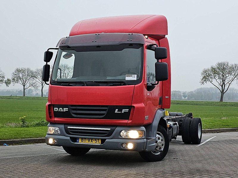DAF LF 45.160 7.49T AIRCO WB 390 - Camión chasis: foto 1 DAF LF 45.160 7.49T AIRCO WB 390 - Camión chasis: foto 1