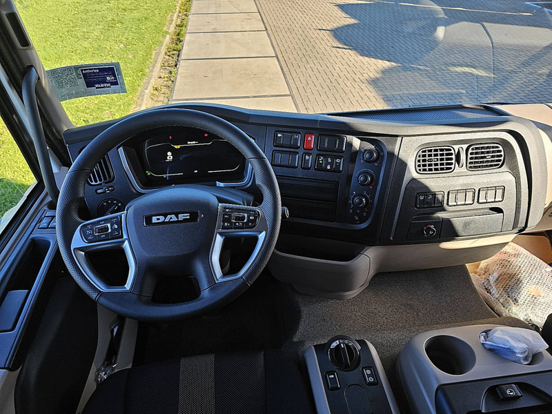 Foto del interior 2: Camión chasis DAF XB 290 19T WB 530 NEW Foto del interior 2: Camión chasis DAF XB 290 19T WB 530 NEW