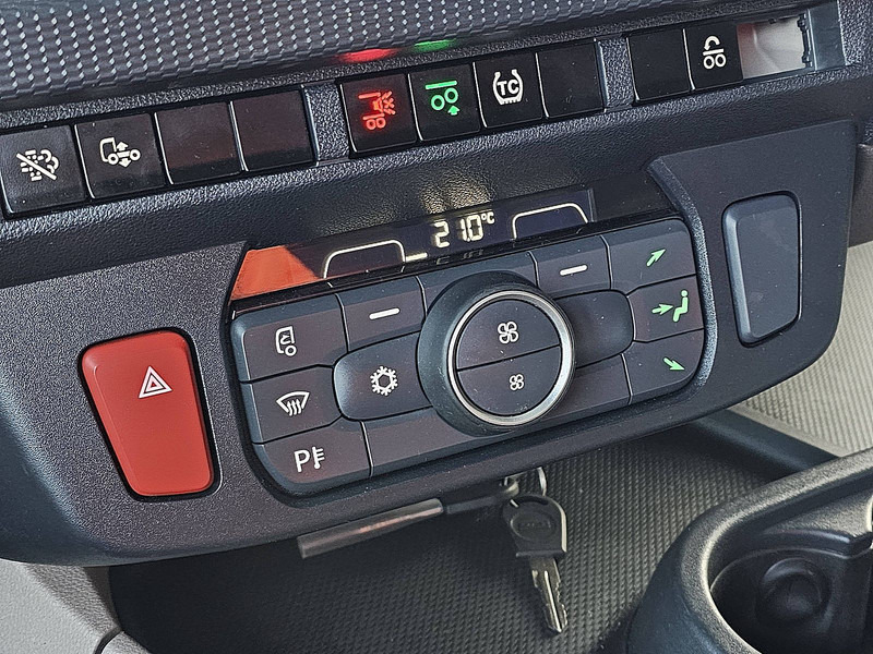 Camión chasis DAF XG 480 6X2 INTARDER WB 505: foto 11 Camión chasis DAF XG 480 6X2 INTARDER WB 505: foto 11