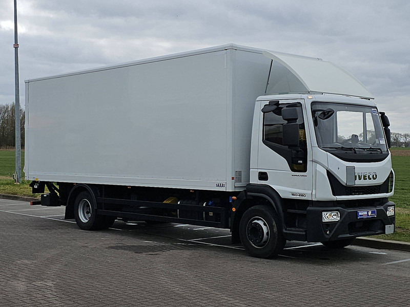 Iveco 160E28 EUROCARGO TAILLIFT AIRCO 55TKM - Camión caja cerrada: foto 5 Iveco 160E28 EUROCARGO TAILLIFT AIRCO 55TKM - Camión caja cerrada: foto 5