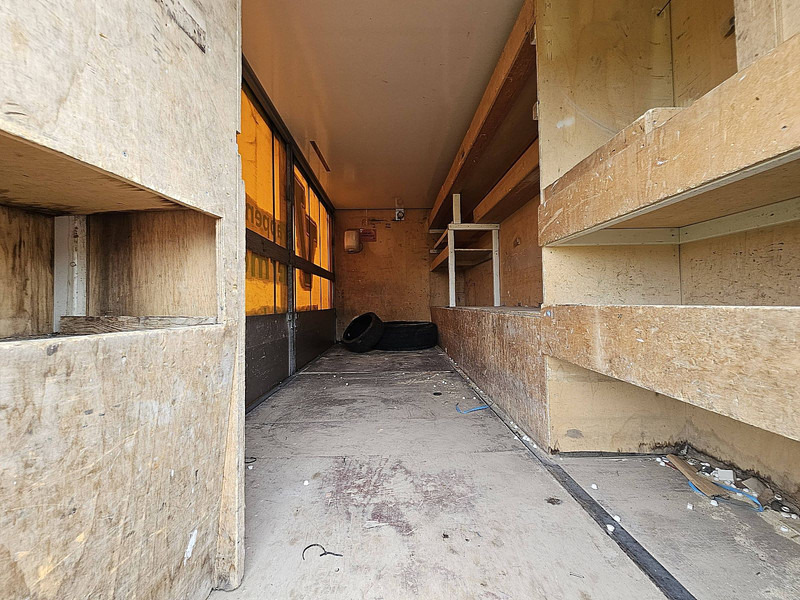 Camión caja cerrada Iveco 80E16 EUROCARGO MANUAL AIRCO: foto 15