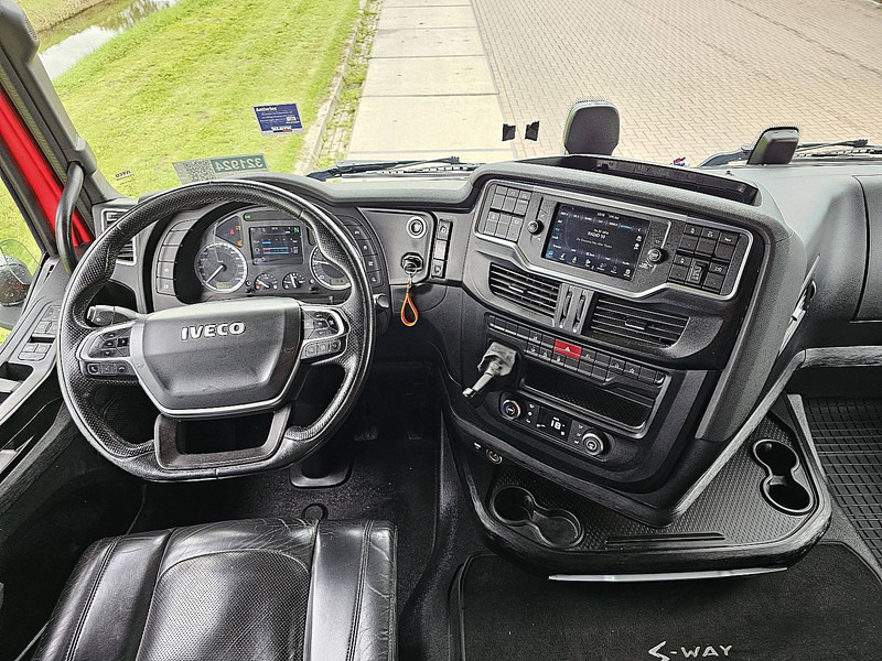 Leasing de Iveco S-WAY AS260S46 6X2-4 HIAB 155-E2 Iveco S-WAY AS260S46 6X2-4 HIAB 155-E2: foto 8 Leasing de Iveco S-WAY AS260S46 6X2-4 HIAB 155-E2 Iveco S-WAY AS260S46 6X2-4 HIAB 155-E2: foto 8