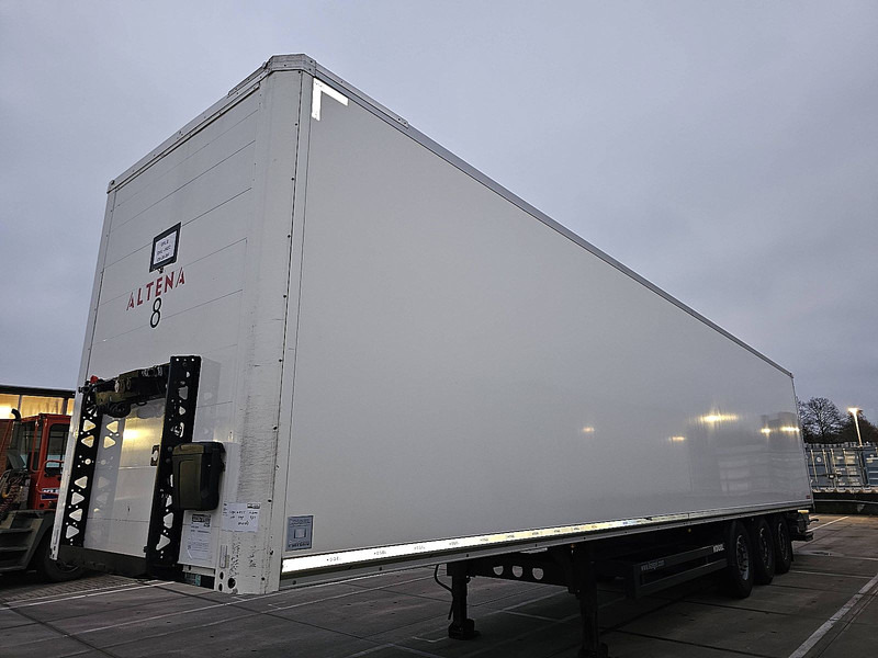 Kögel SKH24 LIFTAXLE 2T TAILLIFT - Semirremolque caja cerrada: foto 1 Kögel SKH24 LIFTAXLE 2T TAILLIFT - Semirremolque caja cerrada: foto 1