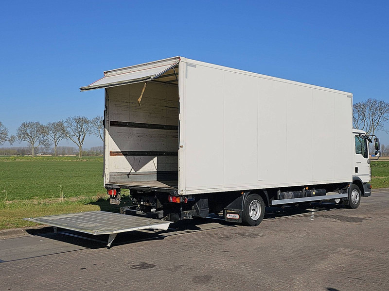 MAN 12.250 TGL MANUAL AIRCO LIFT - Camión caja cerrada: foto 3 MAN 12.250 TGL MANUAL AIRCO LIFT - Camión caja cerrada: foto 3