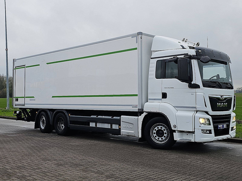 MAN 26.420 TGS 6X2-4 LL LIFT ISOBOX - Camión caja cerrada: foto 5 MAN 26.420 TGS 6X2-4 LL LIFT ISOBOX - Camión caja cerrada: foto 5