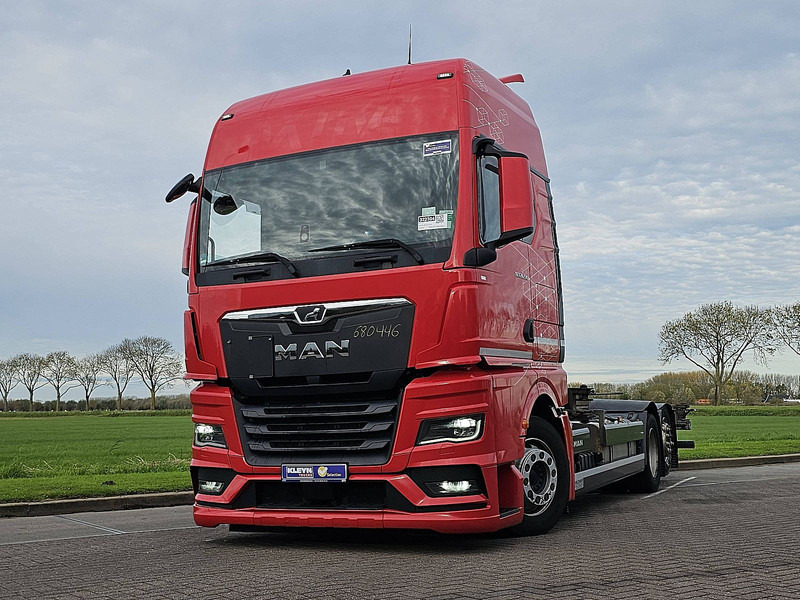 MAN 26.510 TGX GX 6X2 INTARDER - Camión portacontenedore/ Intercambiable: foto 1 MAN 26.510 TGX GX 6X2 INTARDER - Camión portacontenedore/ Intercambiable: foto 1