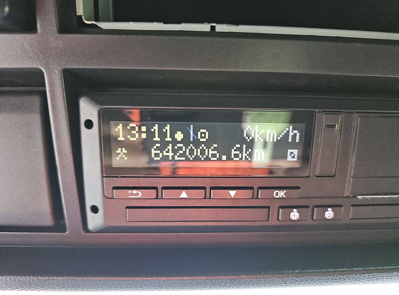 Camión portacontenedore/ Intercambiable MAN 26.510 TGX TG3 GX 6X2 INTARDER: foto 9