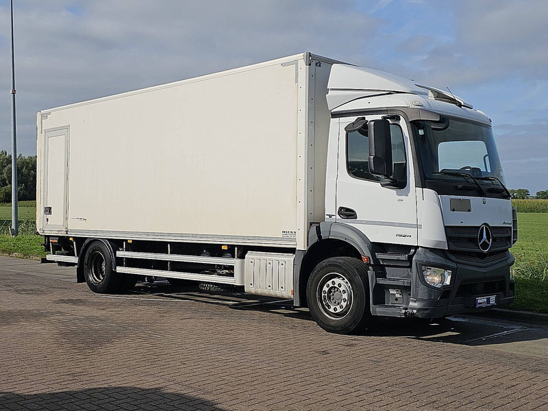 Mercedes-Benz ANTOS 1924 L 19T TAILLIFT - Camión caja cerrada: foto 5 Mercedes-Benz ANTOS 1924 L 19T TAILLIFT - Camión caja cerrada: foto 5