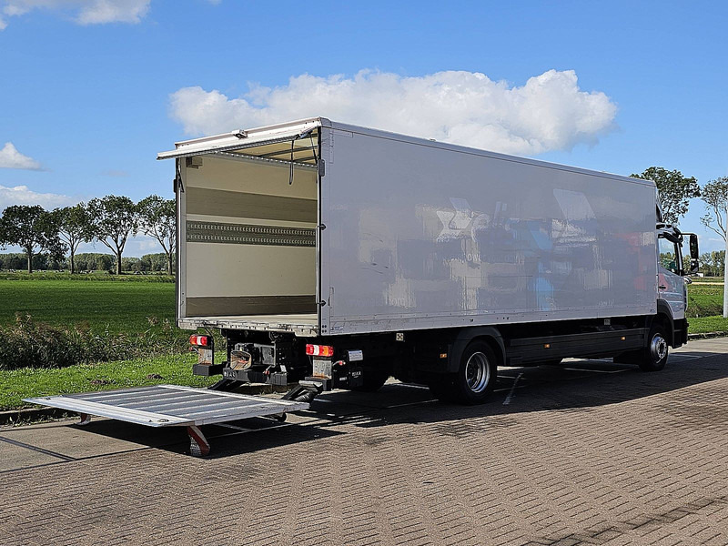Mercedes-Benz ATEGO 1230 TAILLIFT AIRCO AHK - Camión caja cerrada: foto 3 Mercedes-Benz ATEGO 1230 TAILLIFT AIRCO AHK - Camión caja cerrada: foto 3