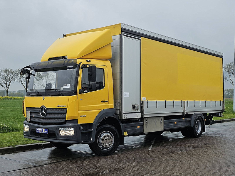 Mercedes-Benz ATEGO 1523 2T LIFT AIRCO 16T - Camión lona: foto 2 Mercedes-Benz ATEGO 1523 2T LIFT AIRCO 16T - Camión lona: foto 2