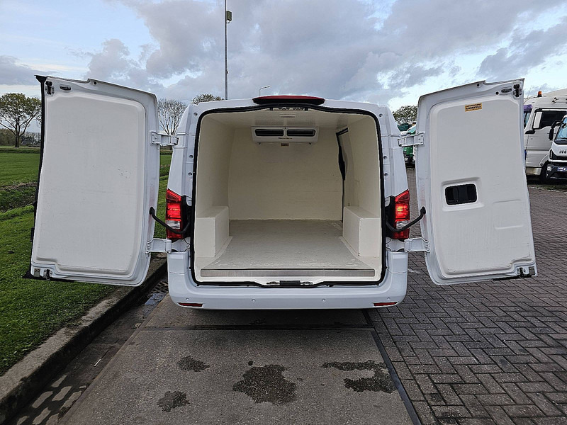 Furgoneta frigorifica Mercedes-Benz Vito 109 XL L3 koelwagen EUR6: foto 12