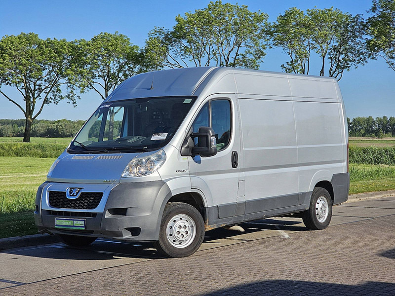 Peugeot Boxer 3.0 3.0 ltr - Furgón: foto 2 Peugeot Boxer 3.0 3.0 ltr - Furgón: foto 2