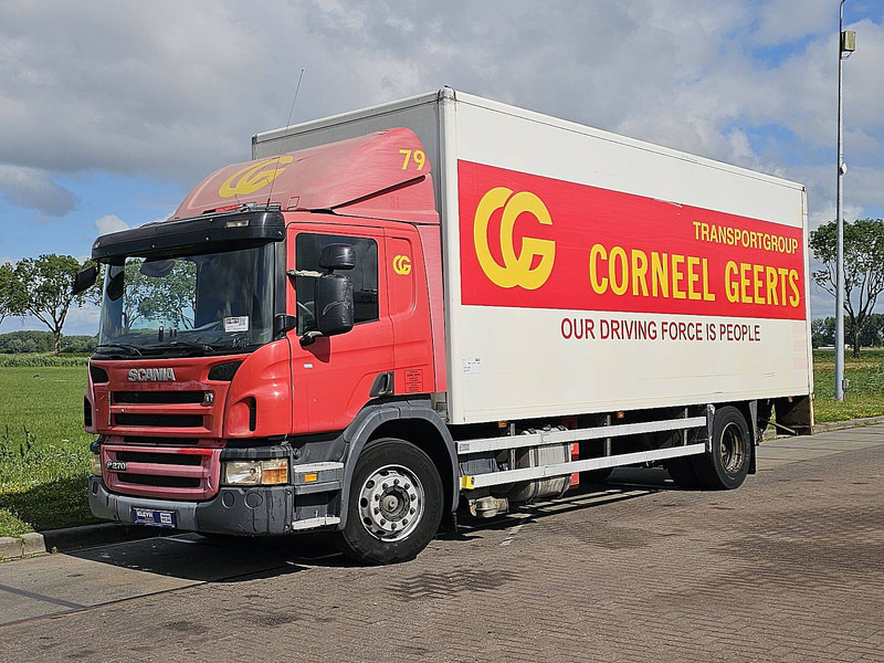 Scania P270 LIFT HARD WOOD FLOOR - Camión caja cerrada: foto 2 Scania P270 LIFT HARD WOOD FLOOR - Camión caja cerrada: foto 2