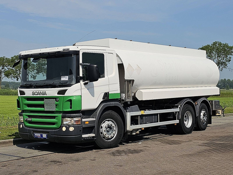 Scania P360 RETARDER 19000L FUEL - Camión cisterna: foto 2 Scania P360 RETARDER 19000L FUEL - Camión cisterna: foto 2