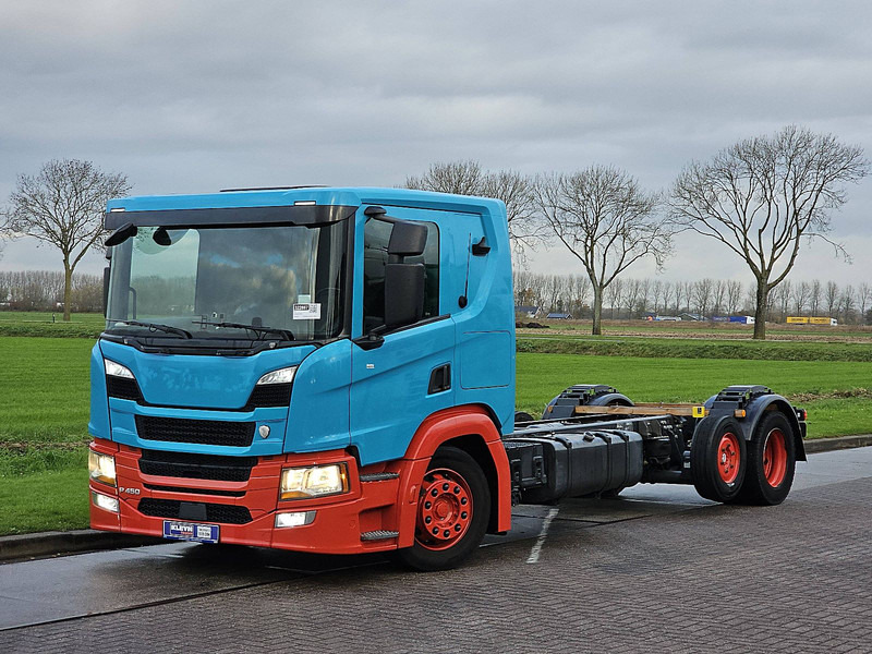 Scania P450 - Camión chasis: foto 2 Scania P450 - Camión chasis: foto 2