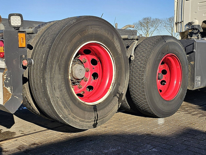 Camión chasis Scania R490 TL 8X2 CROWN EDITION: foto 14