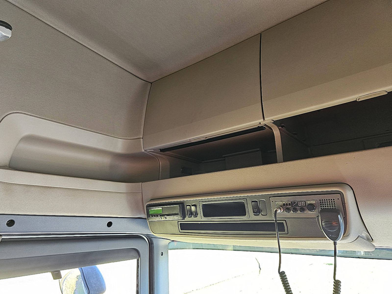 Camión chasis Scania R490 TL 8X2 CROWN EDITION: foto 9