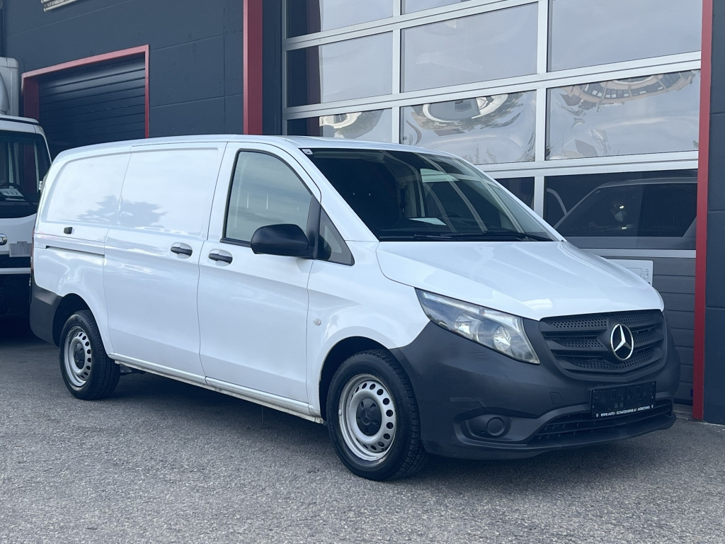 Mercedes-Benz Vito 110 CDI Lang Klima 3-Sitzer Heckflügeltüren - Furgoneta pequeña: foto 1 Mercedes-Benz Vito 110 CDI Lang Klima 3-Sitzer Heckflügeltüren - Furgoneta pequeña: foto 1