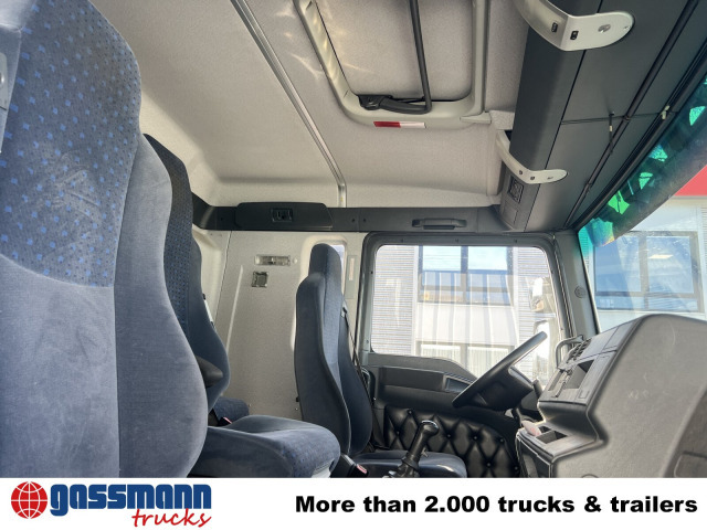 MAN TGA 18.350 4x2 LL, Fahrschulausstattung - Camión caja cerrada: foto 4 MAN TGA 18.350 4x2 LL, Fahrschulausstattung - Camión caja cerrada: foto 4
