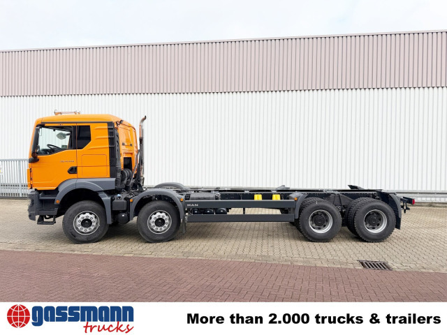 MAN TGS 41.440 8x4 BB CH, Retarder, MEHRFACH - Camión chasis: foto 2 MAN TGS 41.440 8x4 BB CH, Retarder, MEHRFACH - Camión chasis: foto 2