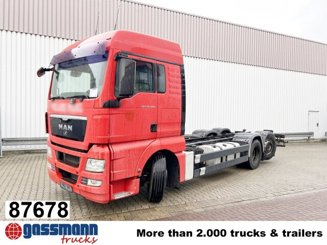 MAN TGX 26.440 6x2-2 LL, Lenk-Liftachse - Camión chasis: foto 1 MAN TGX 26.440 6x2-2 LL, Lenk-Liftachse - Camión chasis: foto 1
