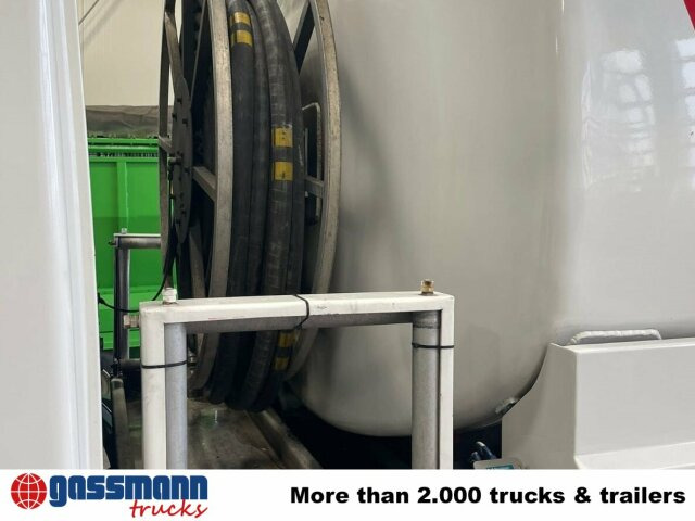 Mercedes-Benz Actros 1844 L 4x2, Tank 14.250l - Camión cisterna: foto 5 Mercedes-Benz Actros 1844 L 4x2, Tank 14.250l - Camión cisterna: foto 5