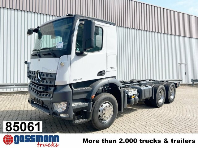Mercedes-Benz Arocs 2642/45 K 6x4, Retarder, Motorabtrieb - Camión chasis: foto 1 Mercedes-Benz Arocs 2642/45 K 6x4, Retarder, Motorabtrieb - Camión chasis: foto 1