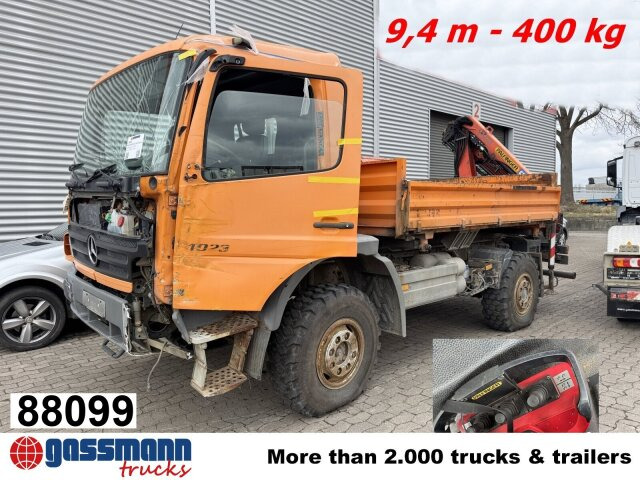 Mercedes-Benz Atego 1023 A 4x4, Einzelbereifung, Heckkran - Camión chasis, Camión grúa: foto 1 Mercedes-Benz Atego 1023 A 4x4, Einzelbereifung, Heckkran - Camión chasis, Camión grúa: foto 1