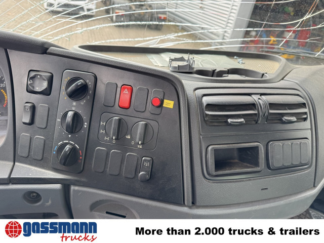 Mercedes-Benz Atego 1023 A 4x4, Einzelbereifung, Heckkran - Camión chasis, Camión grúa: foto 4 Mercedes-Benz Atego 1023 A 4x4, Einzelbereifung, Heckkran - Camión chasis, Camión grúa: foto 4