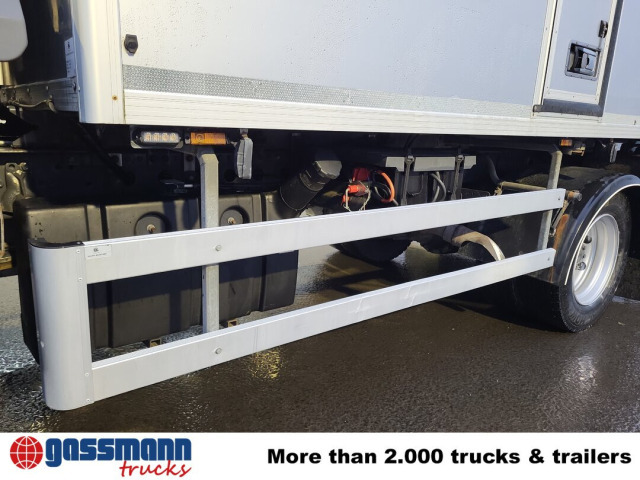 Mercedes-Benz Atego 1330 4x4, Iso-Koffer mit Heizung und LBW - Camión caja cerrada: foto 4 Mercedes-Benz Atego 1330 4x4, Iso-Koffer mit Heizung und LBW - Camión caja cerrada: foto 4