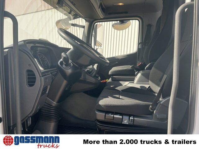 Mercedes-Benz Atego 818 K 4x2, 2x AHK, 5x VORHANDEN! - Camión chasis: foto 5 Mercedes-Benz Atego 818 K 4x2, 2x AHK, 5x VORHANDEN! - Camión chasis: foto 5