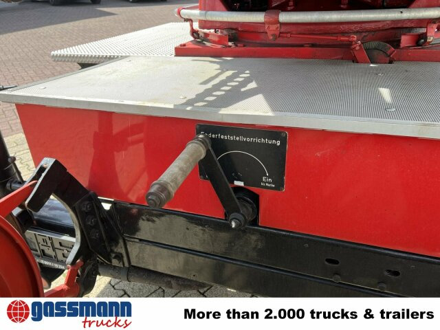 Mercedes-Benz LF 311 3250/3500 - Oldtimer Feuerwehrfahrzeug - Camión de bomberos: foto 4 Mercedes-Benz LF 311 3250/3500 - Oldtimer Feuerwehrfahrzeug - Camión de bomberos: foto 4