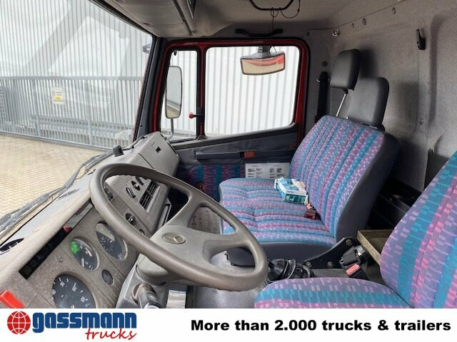 Mercedes-Benz LK 814 F 4x2, Ziegler RW1, 6-Zylinder Motor - Camión de bomberos: foto 5 Mercedes-Benz LK 814 F 4x2, Ziegler RW1, 6-Zylinder Motor - Camión de bomberos: foto 5