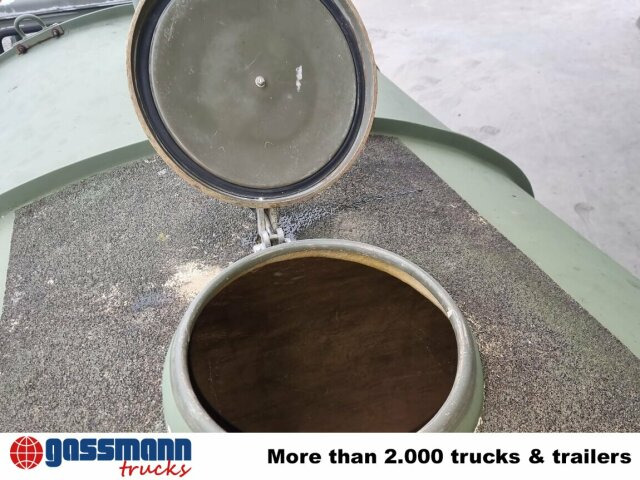 Renault Midliner S170 4x4, 6000l Wassertank - Camión cisterna: foto 4 Renault Midliner S170 4x4, 6000l Wassertank - Camión cisterna: foto 4