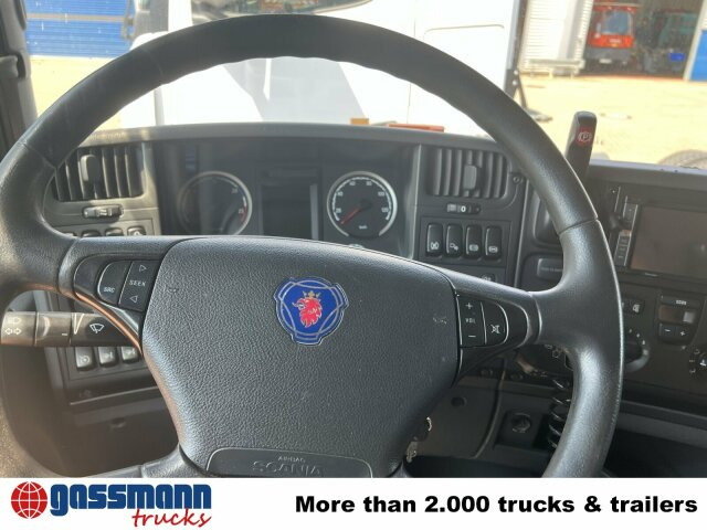 Scania G420 6x2, Liftachse, Hiab LBW, Motor defekt! - Camión caja cerrada: foto 4 Scania G420 6x2, Liftachse, Hiab LBW, Motor defekt! - Camión caja cerrada: foto 4